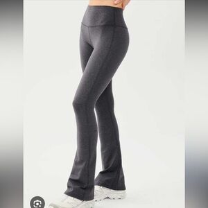 Raquel Flare Leg Splits59